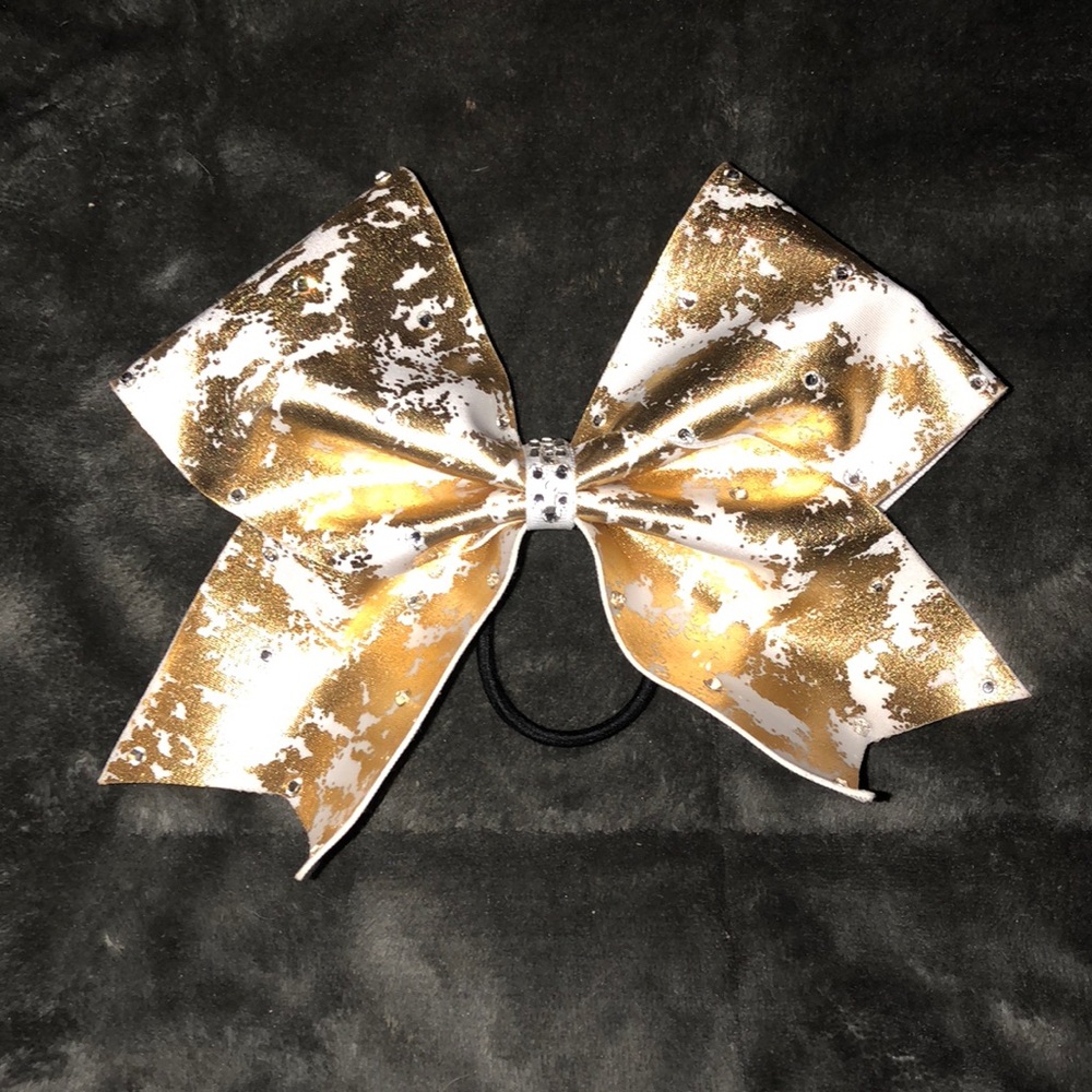 cheer bow